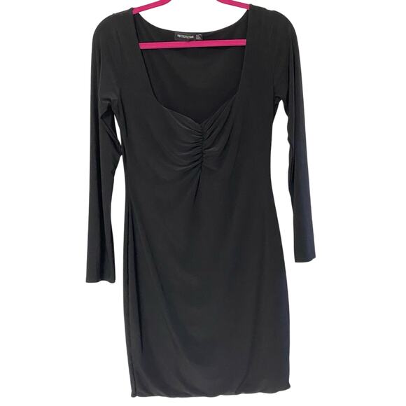 PRETTYLITTLETHING • Black Long Sleeve V-Neck Bodycon Jersey Dress - Picture 1 of 5